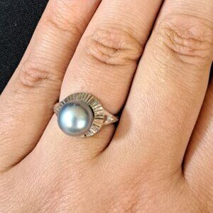 Vintage Silver Tone Costume Jewelry Pearl Ring Size 6.5